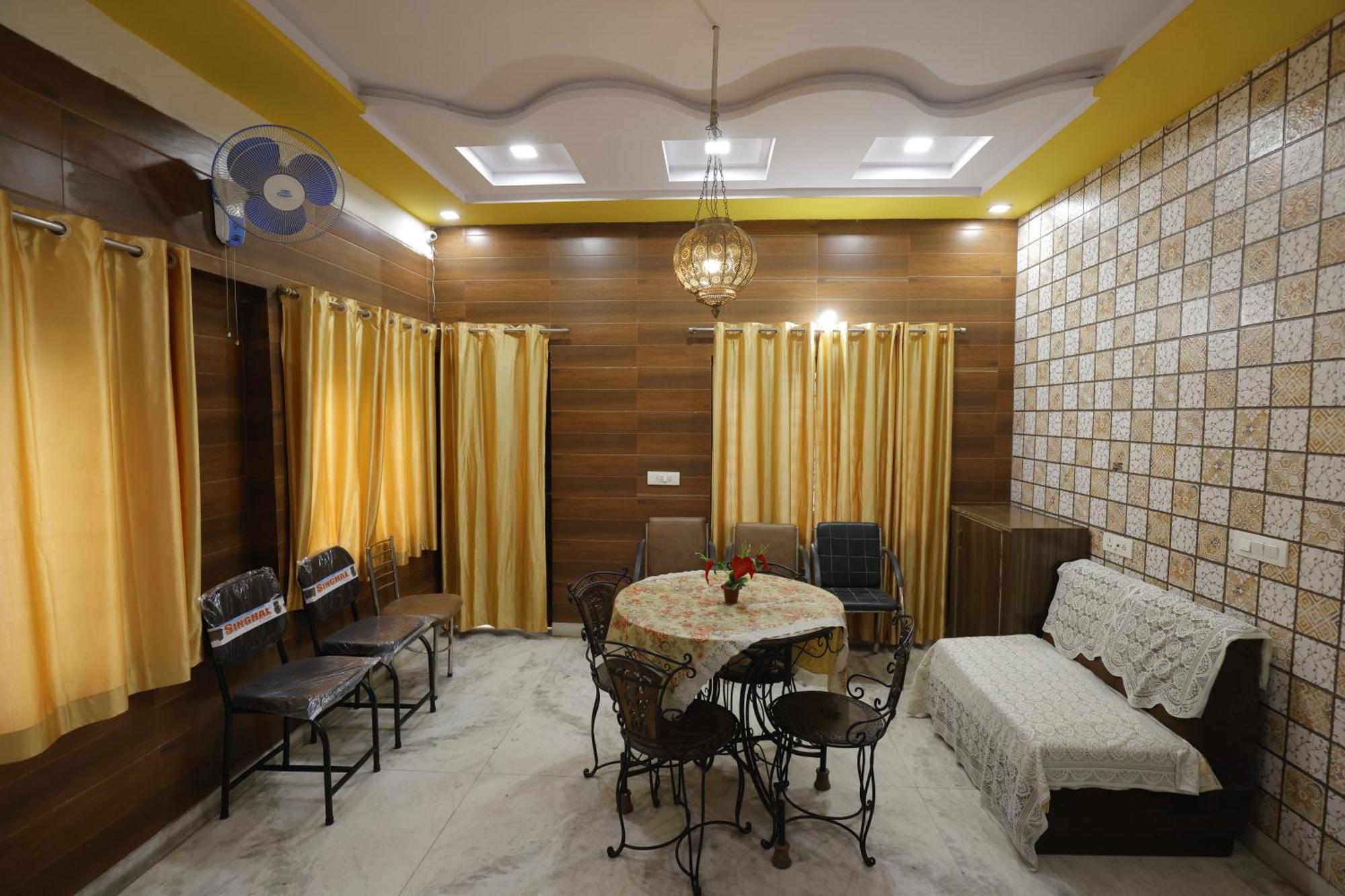 Basil Inn Home Stay Walking Distance From Taj Mahal Agra Agra  Buitenkant foto
